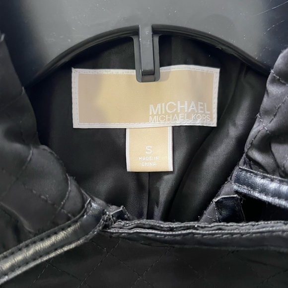 Michael Kors - Picture 3 of 5